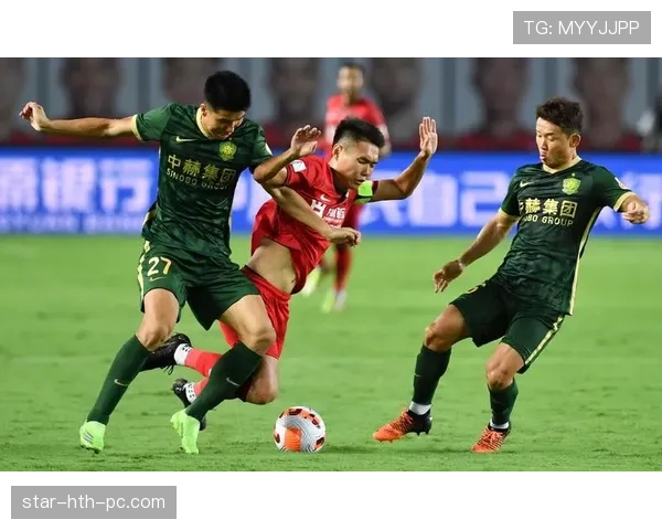 北京国安防守问题聚焦整体站位与个人能力，当前阶段表现受限，防线稳定性面临考验